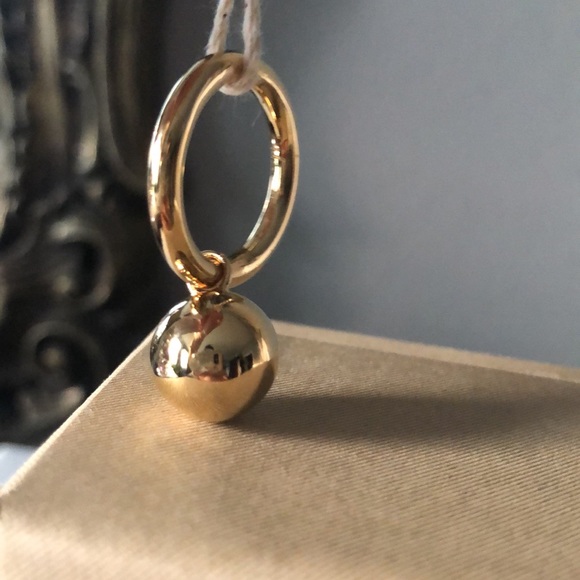 BURBERRY Charm Gold-plated Ring - Picture 8 of 9